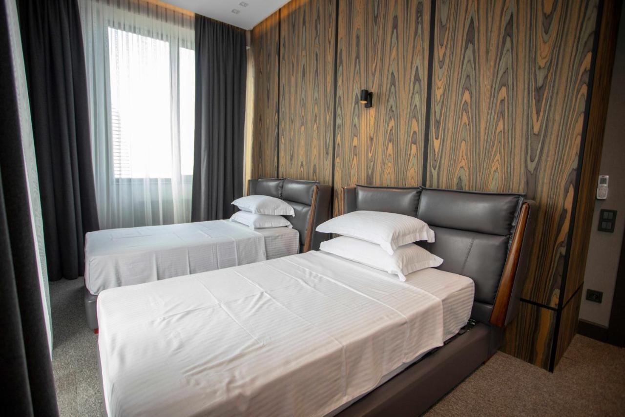 באטומי Gumbati Apart Hotel מראה חיצוני תמונה