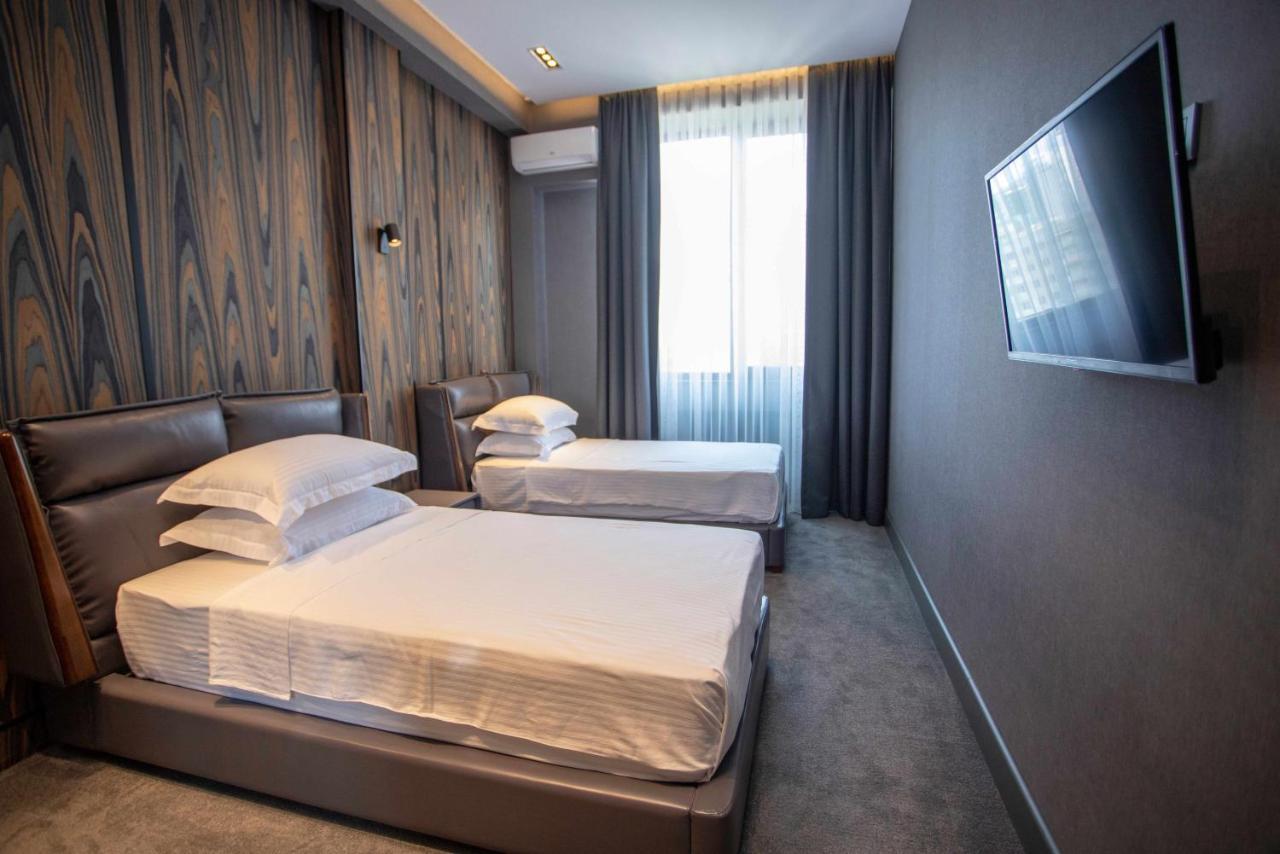 באטומי Gumbati Apart Hotel מראה חיצוני תמונה