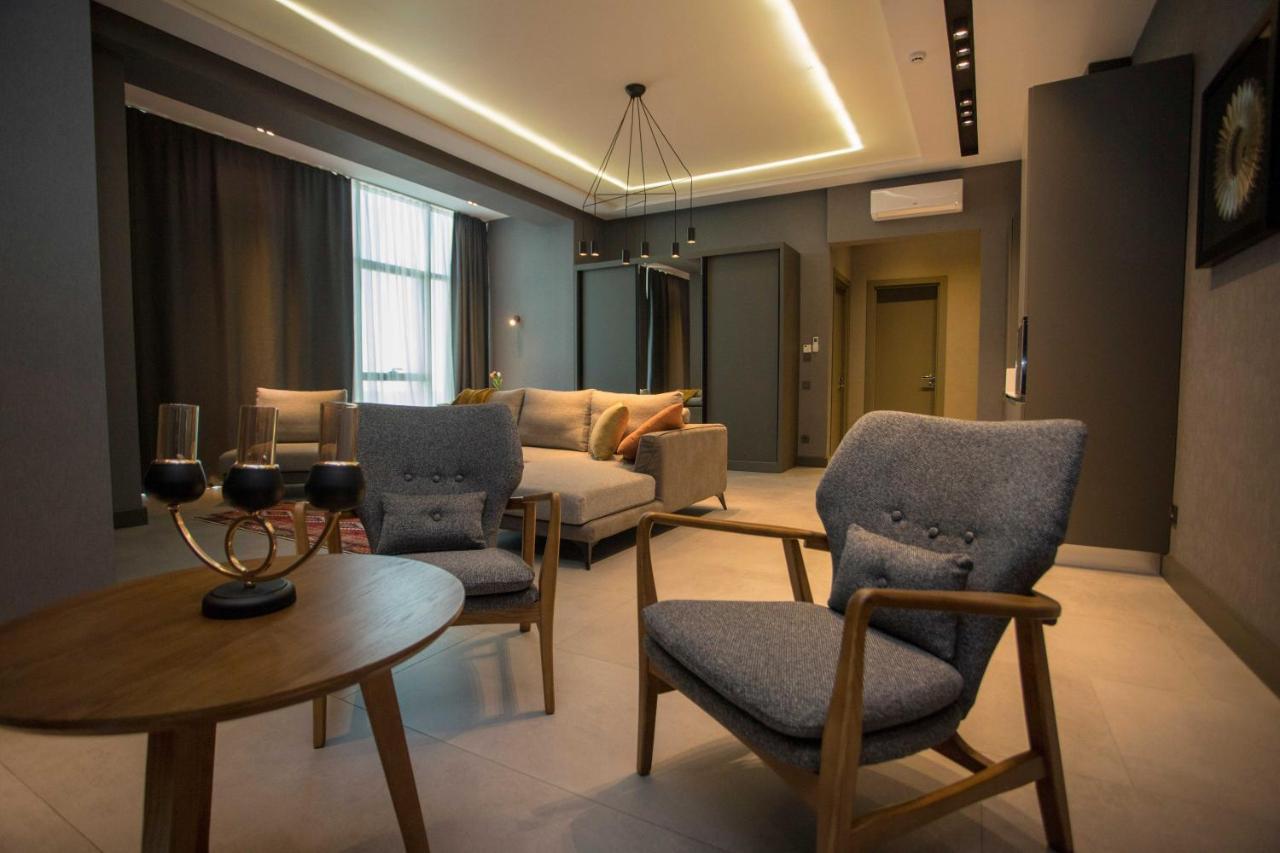 באטומי Gumbati Apart Hotel מראה חיצוני תמונה