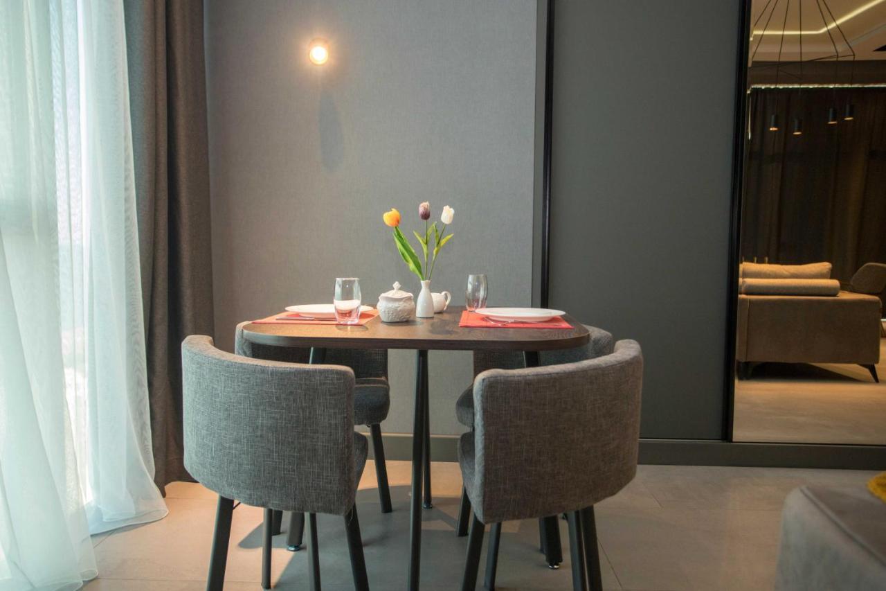 באטומי Gumbati Apart Hotel מראה חיצוני תמונה