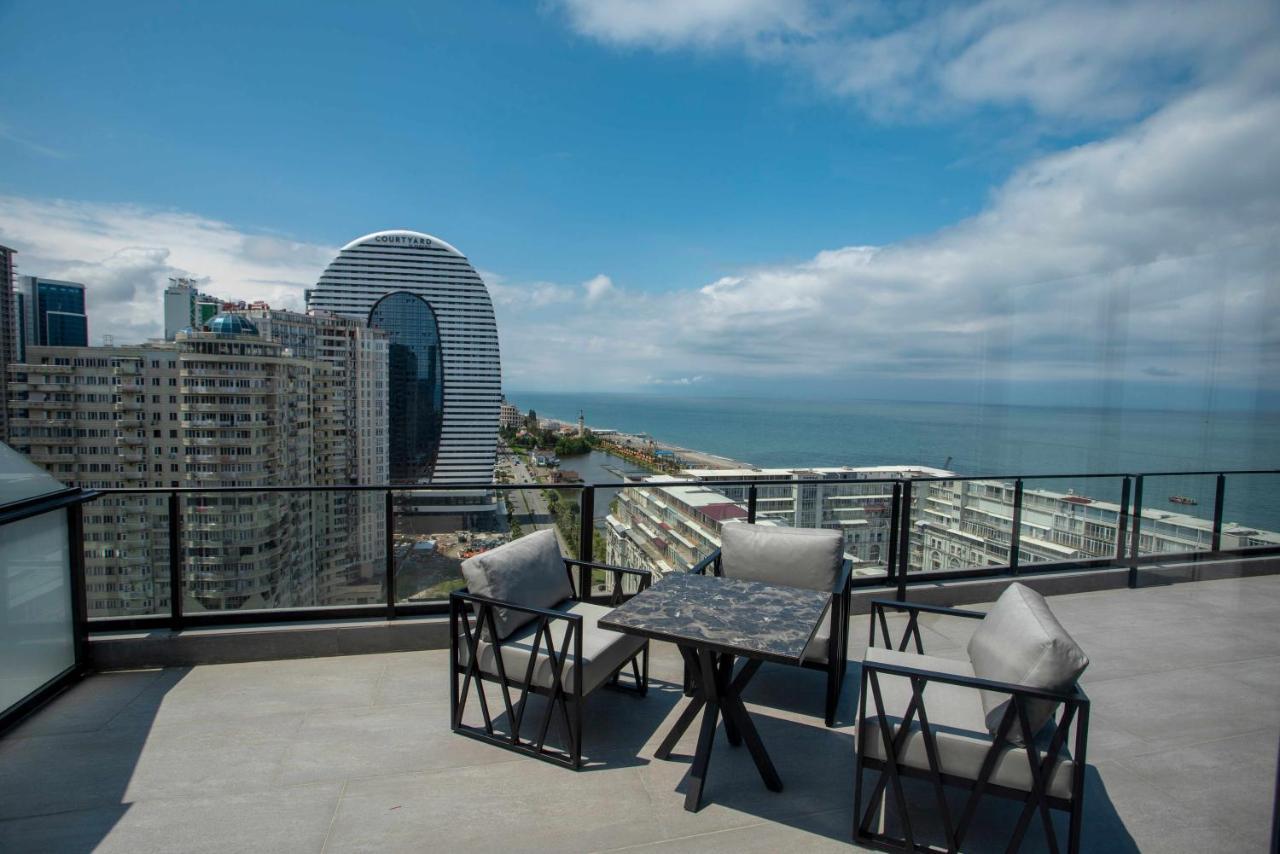 באטומי Gumbati Apart Hotel מראה חיצוני תמונה