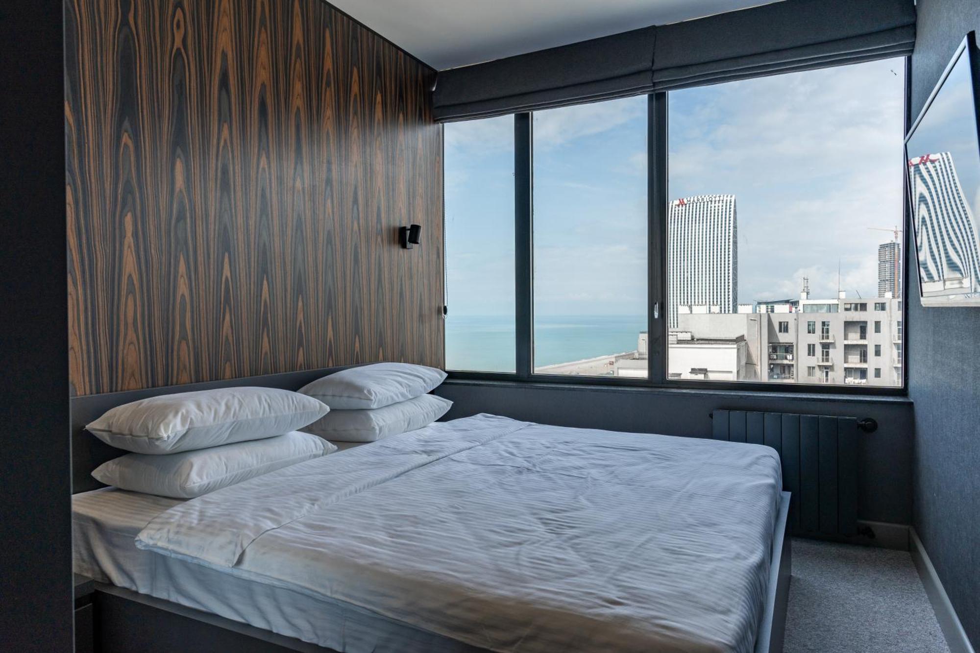 באטומי Gumbati Apart Hotel מראה חיצוני תמונה